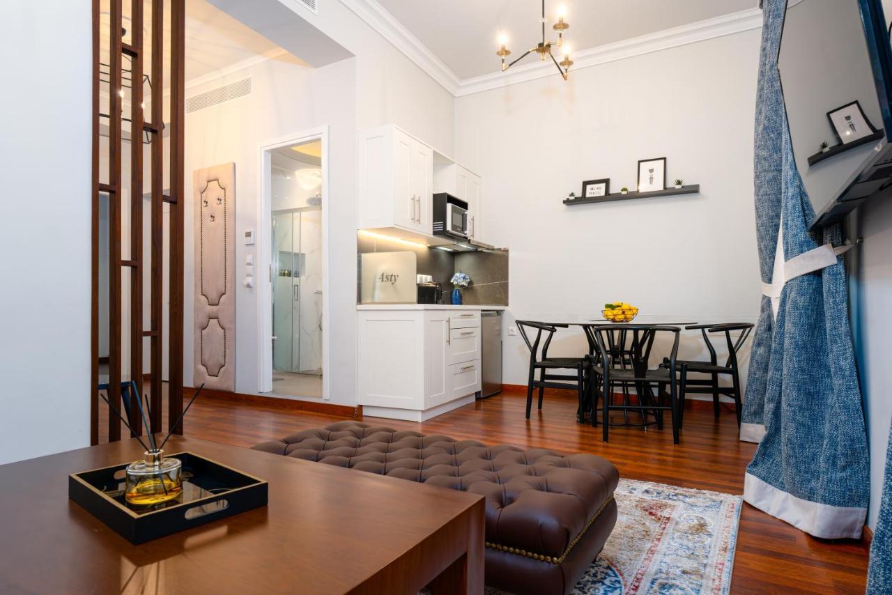 Asty Luxury Apartments Atenas Exterior foto