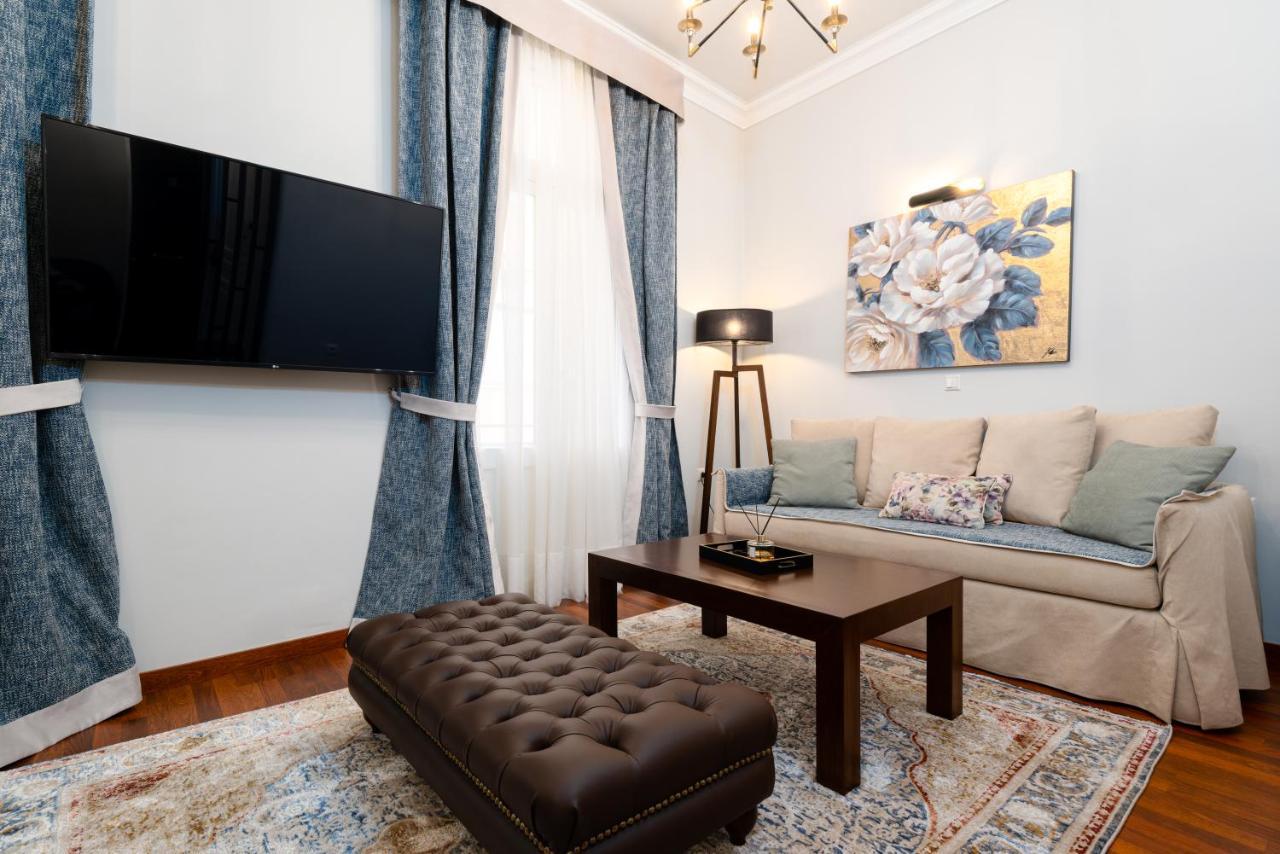 Asty Luxury Apartments Atenas Exterior foto